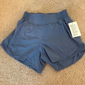 Lululemon Hotty Hot HR Short 4”